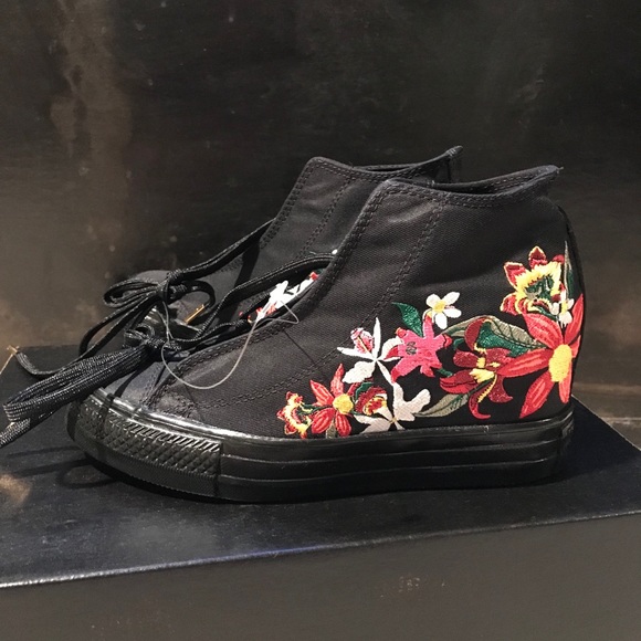 mid top converse black